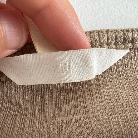 H&M top long sleeve - Picture 3 of 5